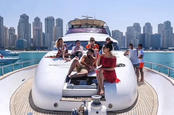 Luxury Yacht Tour Dubai