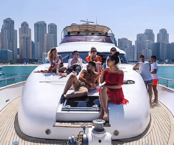Luxury Yacht Tour Dubai