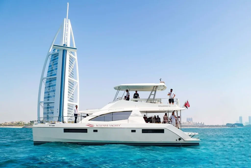 Luxury Yacht Tour Dubai
